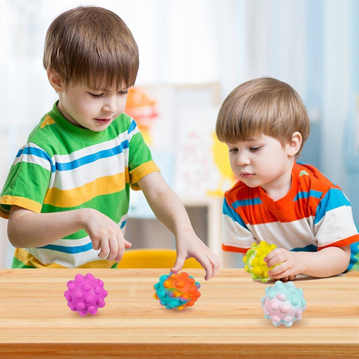 POP IT! Zabawka Sensoryczna Świecąca Piłka Gniotek