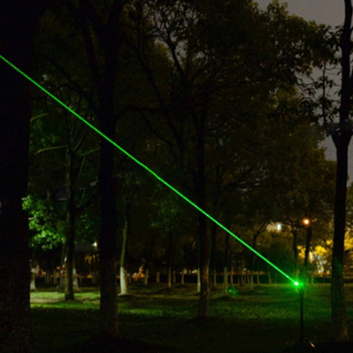 LASEROWY POINTER ZIELONY DLA KOTA I PREZENTACJI WSKAŹNIK ASTRONOMICZNY LED