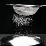 SITKO KUCHENNE METALOWE DO GOTOWANIA CEDZAK DURSZLAK Z RĄCZKĄ DUŻE 16 CM