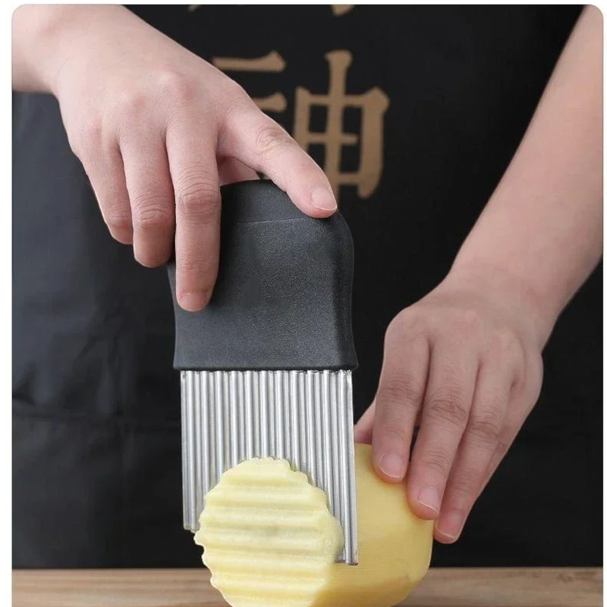 NOŻYK KARBOWANY DO WYKRAJANIA FRYTEK CHIPSÓW KRAJACZ FALOWANY DO WARZYW NÓŻ