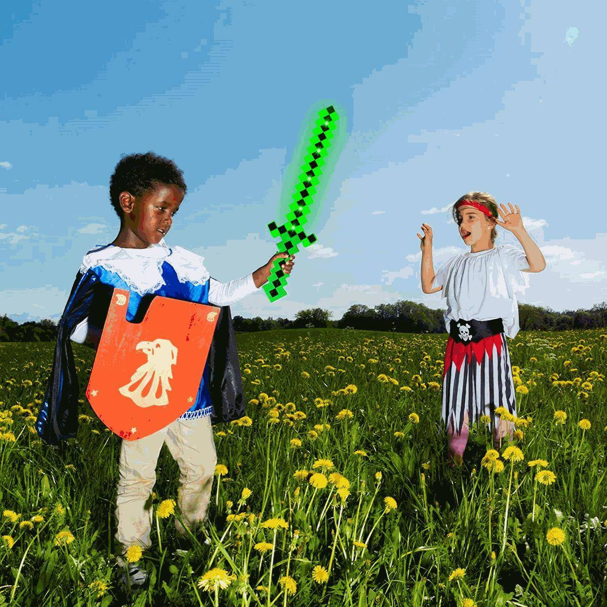 MINECRAFT Zestaw Karabin + Miecz + Siekiera  Pixel 