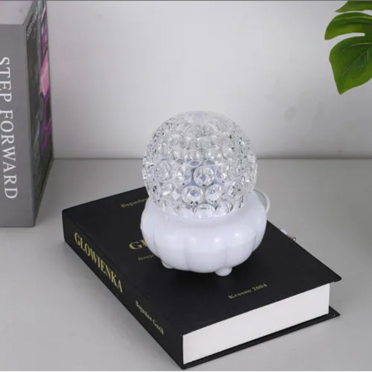 LAMPA DYSKOTEKOWA OBROTOWA LED DEKORACJA DESIGNERSKA KOLOROWY KRYSZTAŁ