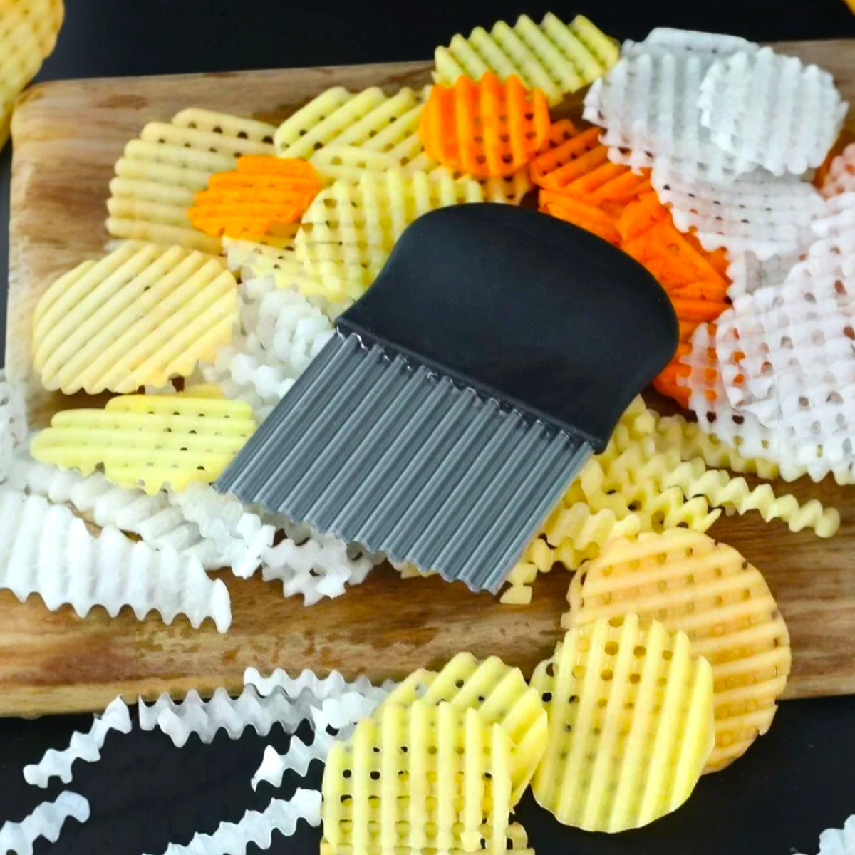 NOŻYK KARBOWANY DO WYKRAJANIA FRYTEK CHIPSÓW KRAJACZ FALOWANY DO WARZYW NÓŻ