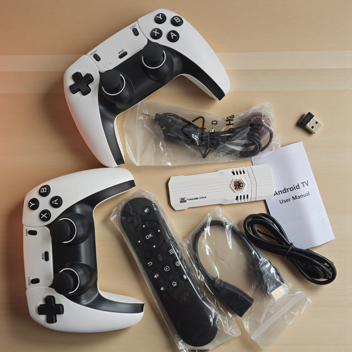 PRZENOŚNA KONSOLA RETRO HDMI 8K EMULATOR GRA 2 PADY 20000 GIER ANDROID TV