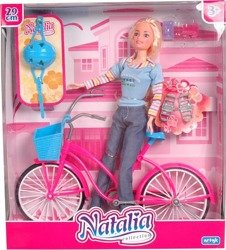 Lalka NATALIA na wycieczce rowerowej