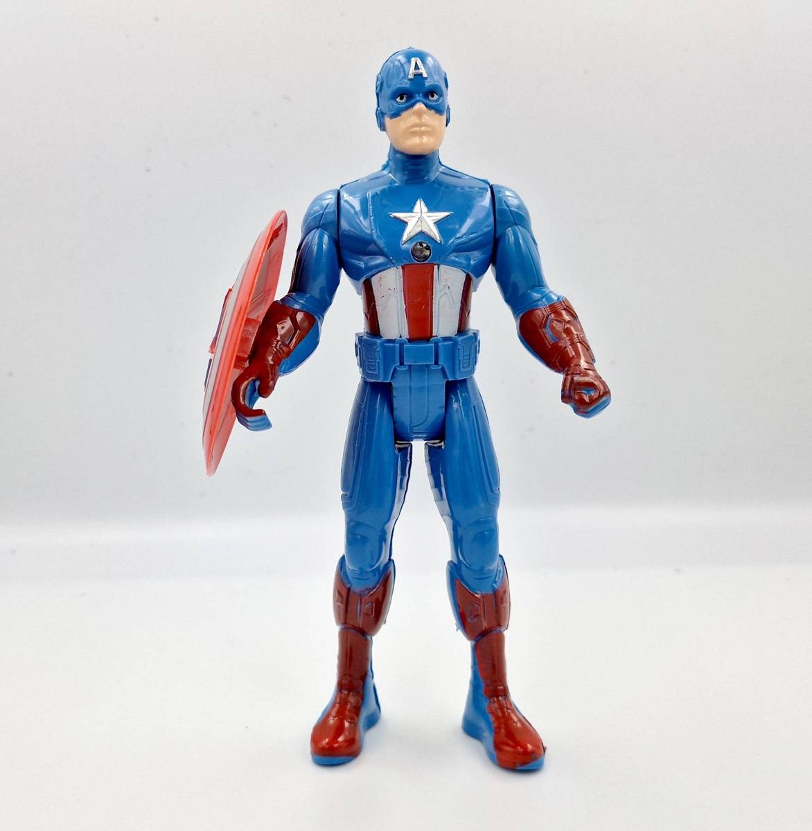 AVENGERS - ZESTAW 5 FIGUREK SUPERBOHATERÓW + AKCESORIA MARVEL