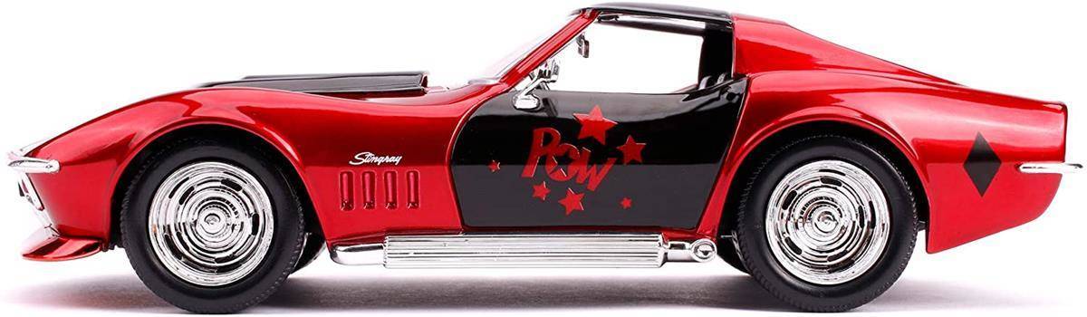 JADA DC Comics Auto Chevy Corvette Stingray i figurka Harley Quinn